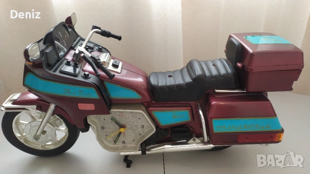 Настолен аналогов часовник във вид на мотор, снимка 15 - Други - 53140110