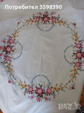 Памучна покривка с ръчна бродерия елипса 160×170 см.