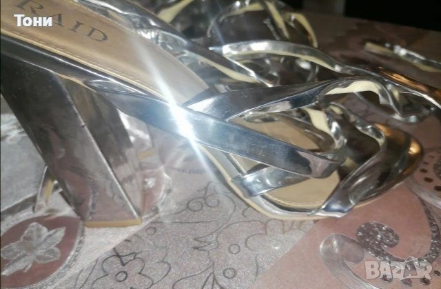 Сребристи Дамски Красиви Сандали на Ток Нови 40 , снимка 2 - Сандали - 50470807