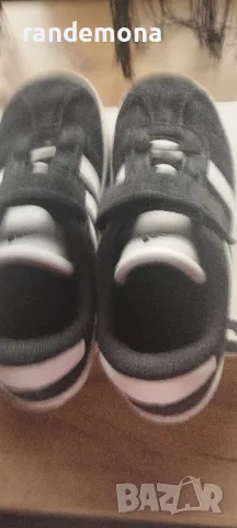Спортни обувки Adidas VL Court 3.0 Номер 35, снимка 2 - Детски маратонки - 49867550