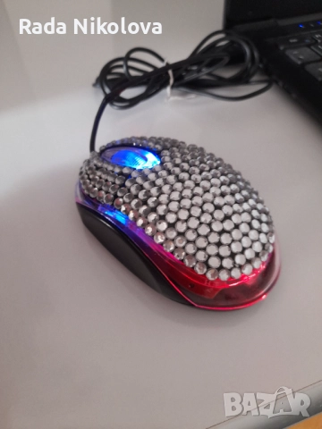 Мишка със кабел 