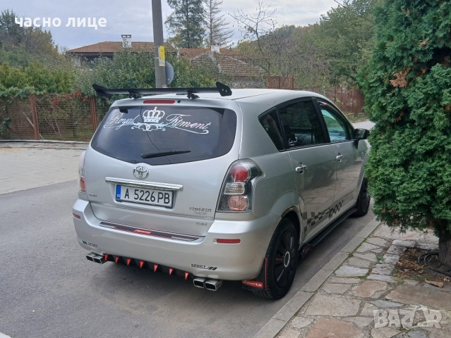 Toyota Corolla Verso 2.2 D4D 177 KC 2008 Гд, снимка 18 - Автомобили и джипове - 51077043