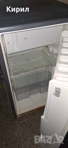 Продавам почти неизползван хладилник малък, снимка 2 - Хладилници - 53819836