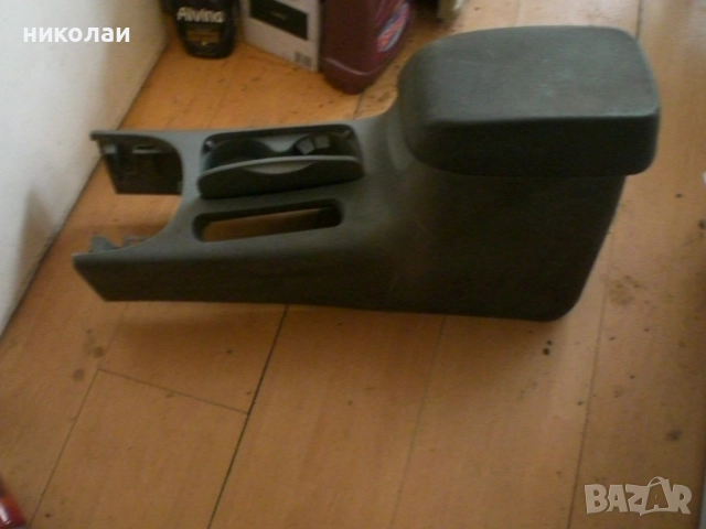 подлакътник за джип кола , снимка 5 - Аксесоари и консумативи - 52320997