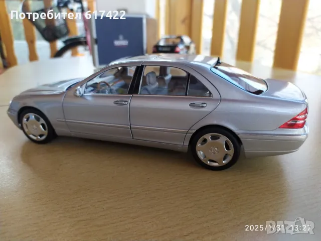 1: 18 Метален модел на Mercedes-Benz S600  - V12 , 1998 W220- Norev, снимка 6 - Колекции - 48910786