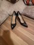 Обувки Guess, снимка 1 - Дамски обувки на ток - 45197017