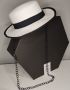 Бяла лятна дамска шапка със синджир, снимка 1 - Шапки - 45355247