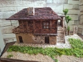 За любителите на старинни къщи-ръчно изработен макет на къща в Странджа планина., снимка 8