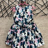 Модерна детска рокля с панди и подарък аксесоар, снимка 2 - Детски рокли и поли - 45091499