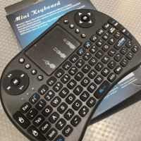Удобна и стилна клавиатура за вашия таблет, телевизиор, конзола, снимка 1 - Клавиатури и мишки - 45872606