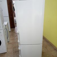 Комбиниран хладилник с фризер Liebherr 2 години гаранция!, снимка 1 - Хладилници - 45885299