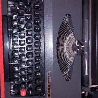 Ретро пишеща машина Хеброс 1300, снимка 3 - Антикварни и старинни предмети - 45049766