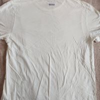 Оригинална тениска boss  размер L , снимка 3 - Тениски - 45537288