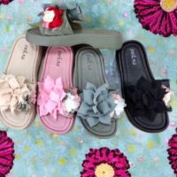 Дамски плажни чехли със свеж интересен дизайн, подходящи за ново летно приключение, снимка 1 - Чехли - 45846983