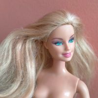 Колекционерска кукла Barbie Барби Mattel 144 2HF2, снимка 9 - Колекции - 45149589