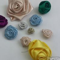 ръчно правени сатенени рози, снимка 7 - Други - 16235679