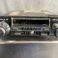 стар авторадиокасетофон, снимка 1 - Антикварни и старинни предмети - 45168949