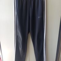 Оригинално мъжко долнище Adidas размер М, снимка 1 - Спортни дрехи, екипи - 45202774