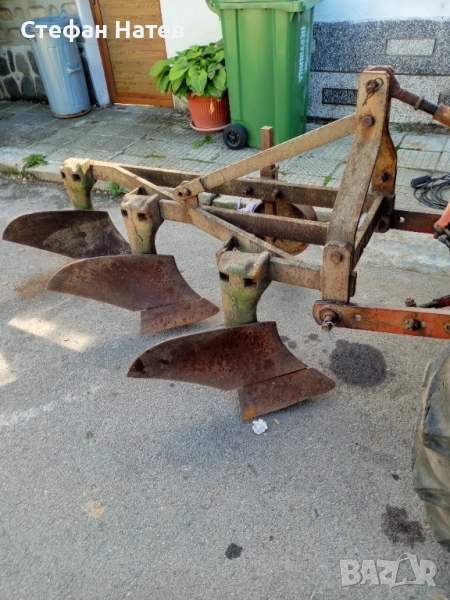 Продавам плуг, снимка 1