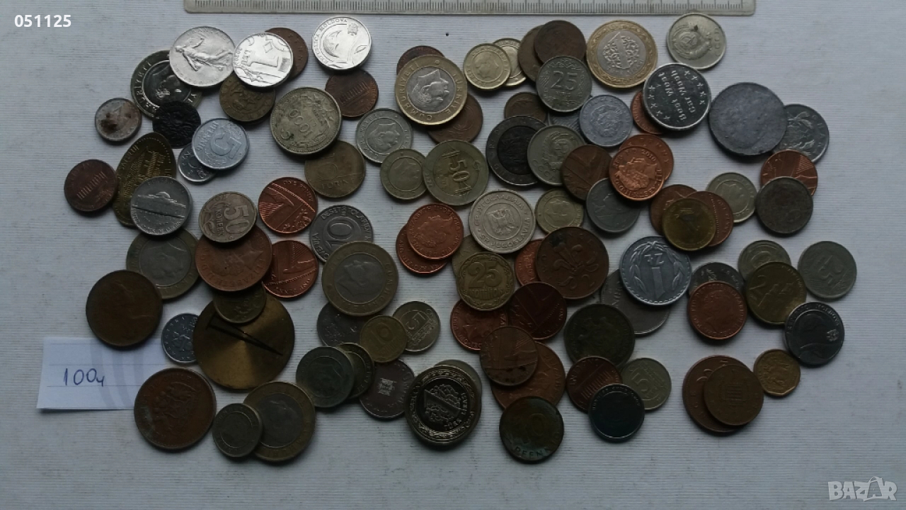 лот от 100 броя чуждестранни монети , снимка 1