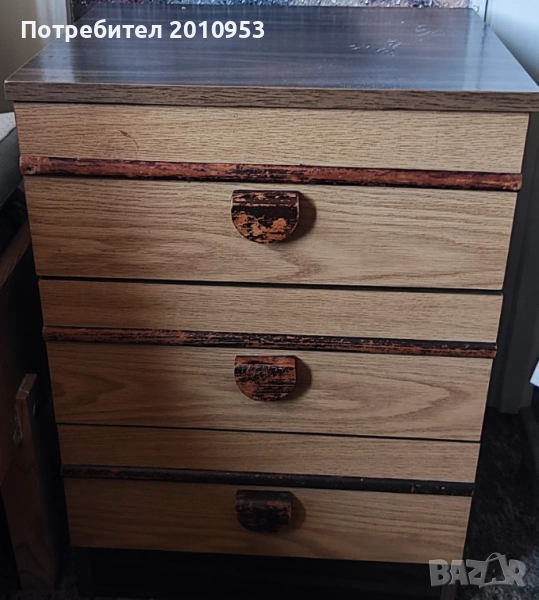 Нощно шкафче, снимка 1