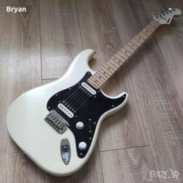 Squier® Contemporary Stratocaster® HH ел.китара pearl white, снимка 1