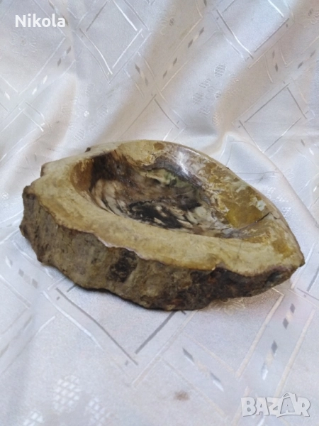 Масивен съд купа пепелник др от вкаменено дърво на живо цветовете са уникално красиви тежи 2 кг, снимка 1