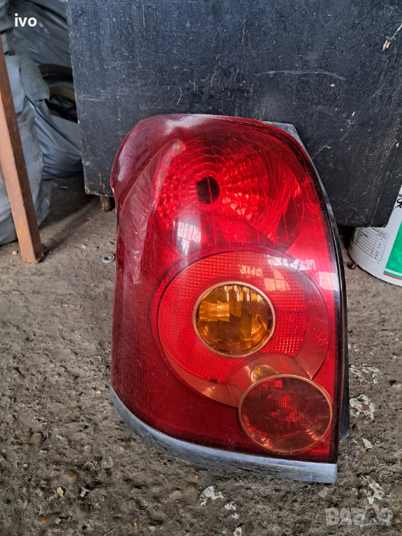 Продавам стоп за Тойота Авенсис , снимка 1