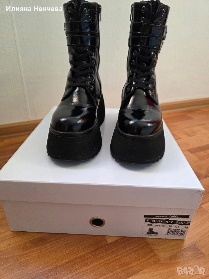 Дамски боти от естествен лак, снимка 1