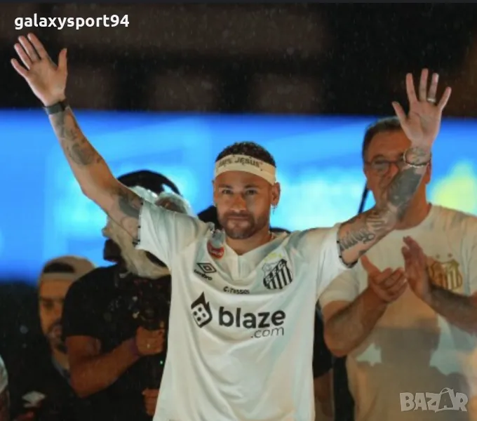 Неймар 2025 Сантош Новия екип NEYMAR Santos Комплект с Чорапи New, снимка 1