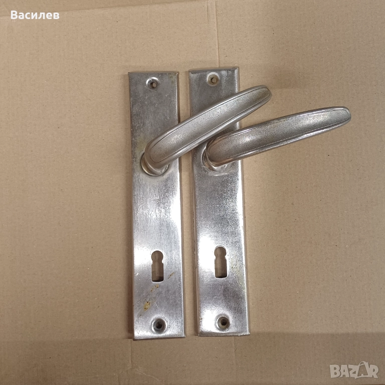 Дръжки за обикновена брава 70 мм, снимка 1