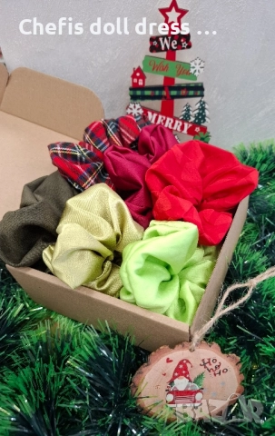 Коледни подаръчни кутии , снимка 2 - Аксесоари за коса - 52211823