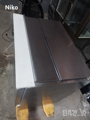 Хладилна маса/ Саладета, снимка 2 - Обзавеждане на кухня - 52965812