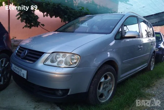 VW Touran 1,9 tdi 105 к.с, снимка 3 - Автомобили и джипове - 47166417