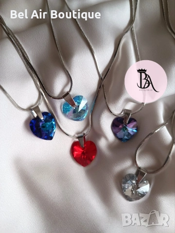 Комплект колие и обеци Swarovski, бижута с кристали Сваровски, снимка 2 - Колиета, медальони, синджири - 53392182