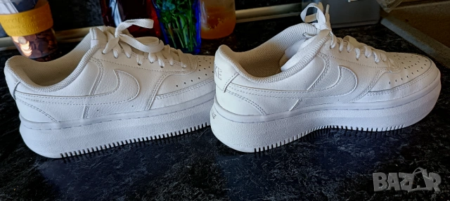 Дамски найк/ nike бели 38 , снимка 4 - Маратонки - 54242426