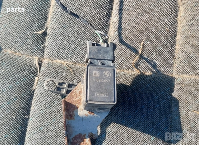 Сензор Височина Светлини БМВ 5 E39 - E60 - E61 - X3 - X5 - 1093697 - 37141093697 - 37141093697, снимка 2 - Части - 53791351