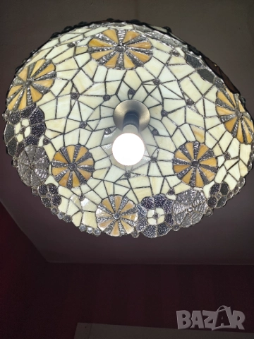 Абажур тип Тифани , снимка 7 - Лампи за таван - 52226313