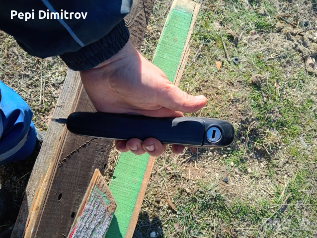 Предна лява дръжка Polo Hatchback II (10.1994 - 10.1999) Поло 6н1, снимка 2 - Части - 53076639