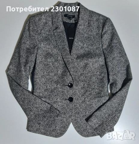 Дамско сако, снимка 2 - Сака - 52682616