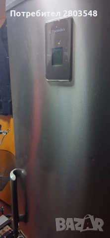 Продавам голям хладилник Електро Лукс за София 
