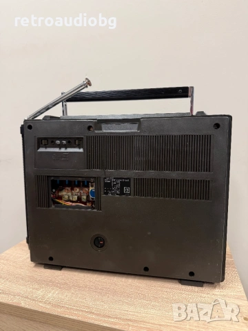 Колекционерски радиокасетофон Sony CF-950S, снимка 2 - Радиокасетофони, транзистори - 54007712