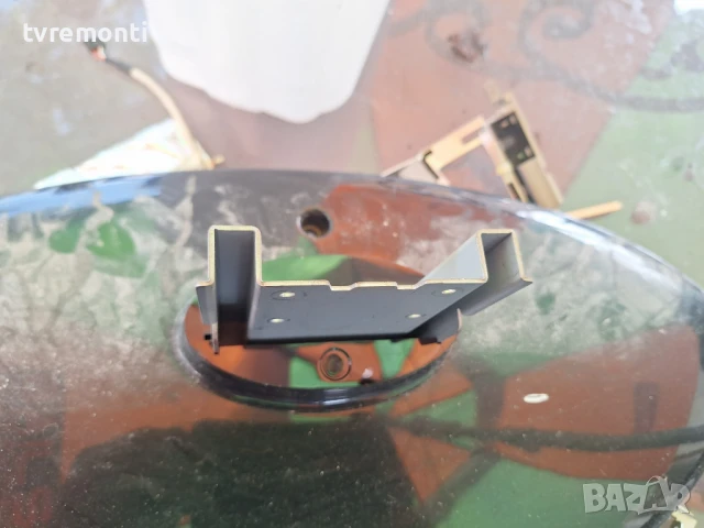 оригинална стойка телевизор  Toshiba Модел 32LV833G, снимка 3 - Стойки, 3D очила, аксесоари - 50618255