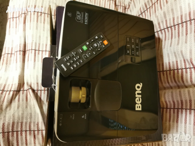 Проектор BenQ TH681 Projector, 1920 x 1080 Full HD 3D, 3000 Lumen, снимка 3 - Плейъри, домашно кино, прожектори - 54171730