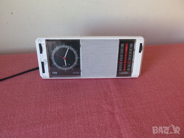 ITT CR322 Clock radio, снимка 1 - Радиокасетофони, транзистори - 46503181