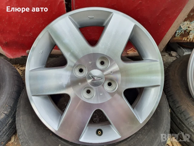 Джанти Дайхатсу 4х100х4,5J15ет45, снимка 2 - Гуми и джанти - 51055556