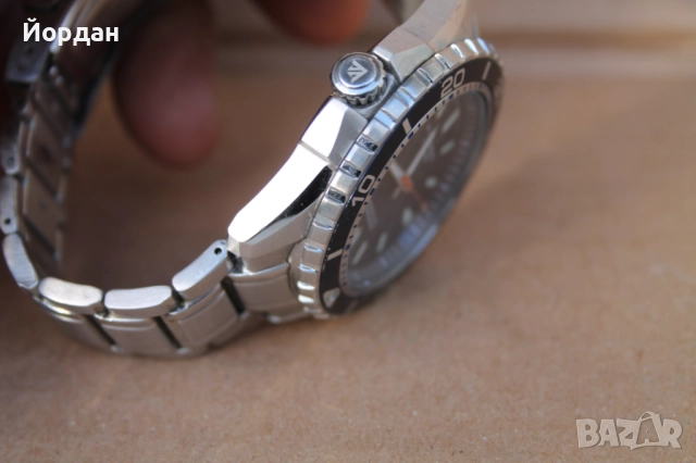 Японски мъжки часовник ''Citizen Eco Drive/Divers 200 m'', снимка 8 - Мъжки - 52565213