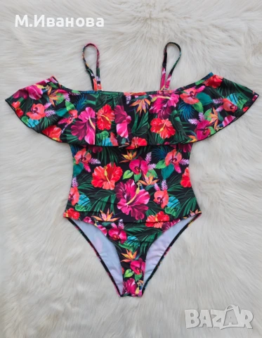 Дамски бански размер М