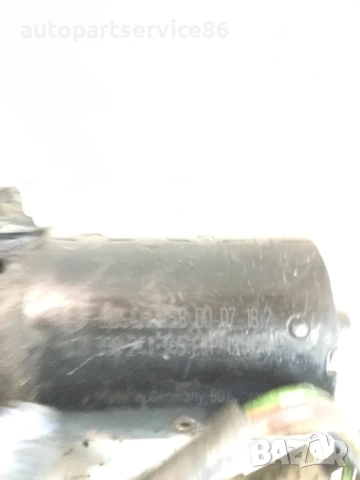 Преден мотор за чистачки за Mercedes Sprinter (2002) 0390241345, снимка 3 - Части - 54164463