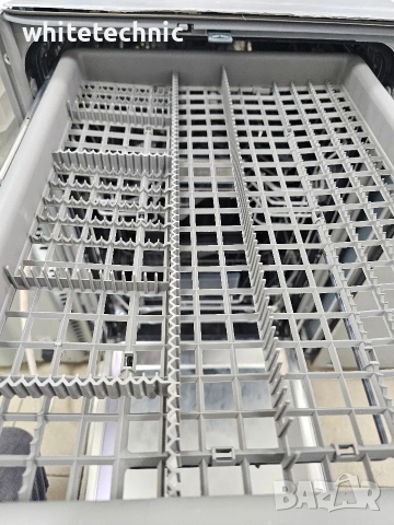 Съдомиялна за пълно вграждане Grundig, снимка 5 - Съдомиялни - 53781625